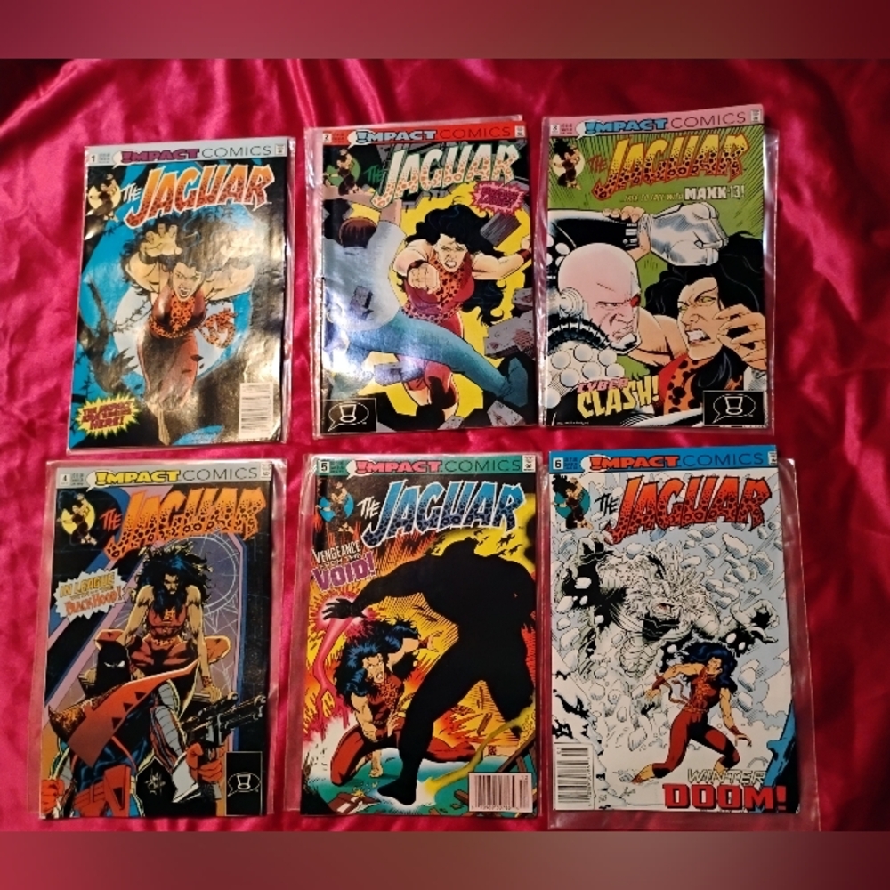 The Jaguar comic book set